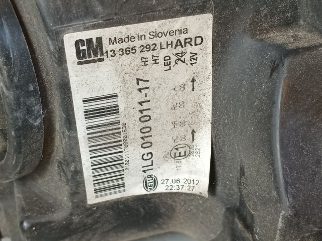 bontott OPEL ASTRA J Fényszóró Pár