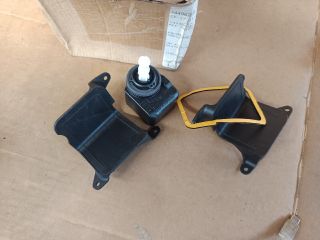 bontott OPEL ASTRA J Fényszórómagasság Állító Motor (Pozíciófüggetlen)