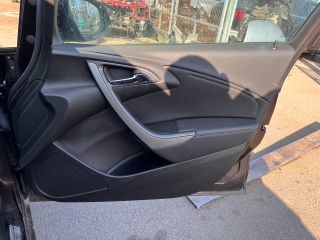 bontott OPEL ASTRA J Fűtés Box