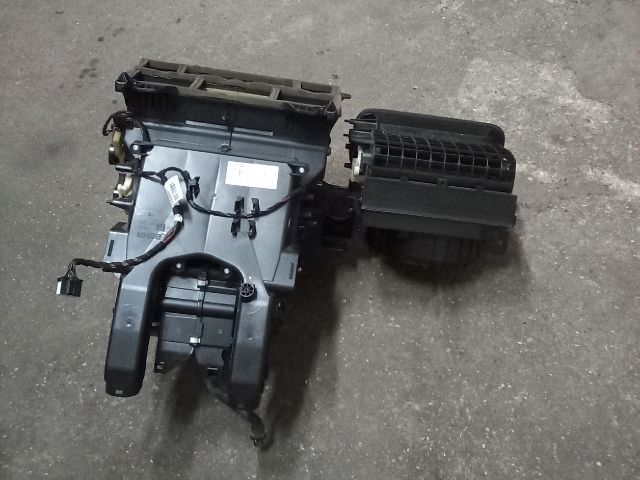 bontott OPEL ASTRA J Fűtés Box