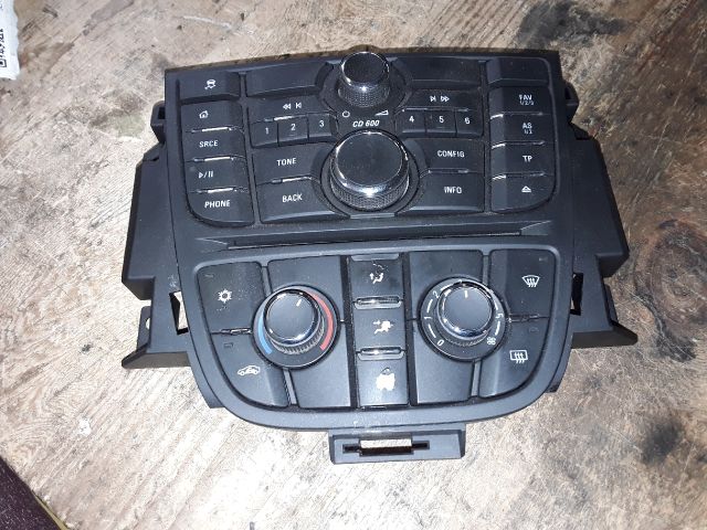 bontott OPEL ASTRA J Fűtéskapcsoló (digit klímás)