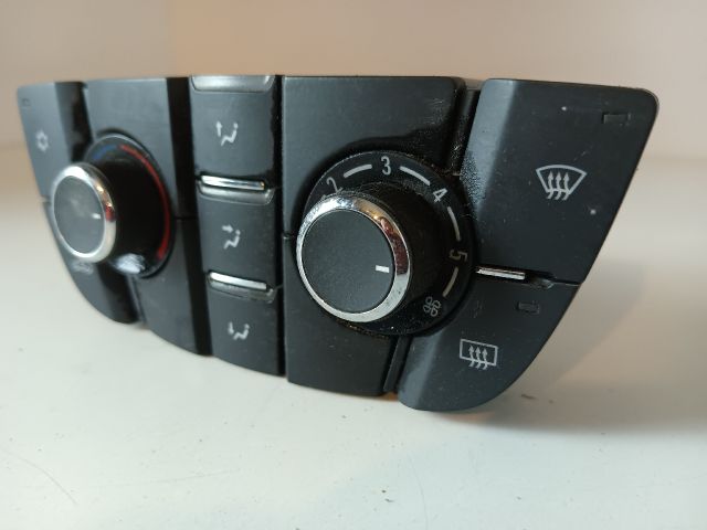 bontott OPEL ASTRA J Fűtéskapcsoló (manuális klímás)