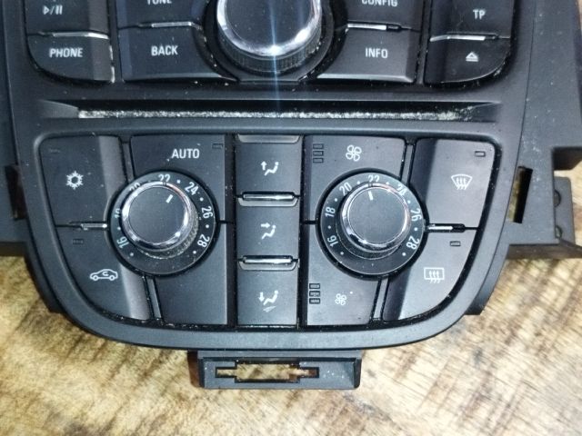 bontott OPEL ASTRA J Fűtéskapcsoló (manuális klímás)