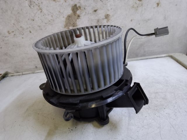 bontott OPEL ASTRA J Fűtőmotor (Klímás)