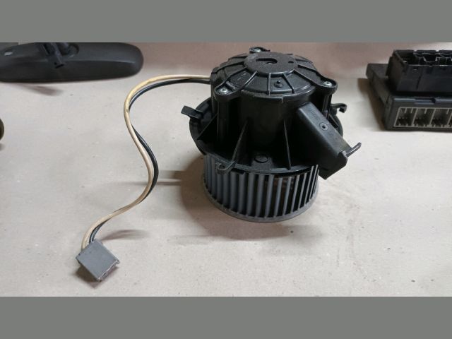 bontott OPEL ASTRA J Fűtőmotor (Klímás)