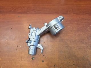 bontott OPEL ASTRA J Gyújtáskapcsoló Ház