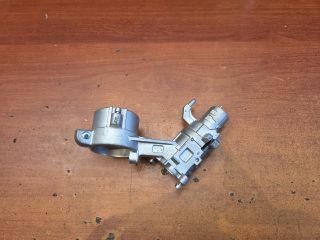 bontott OPEL ASTRA J Gyújtáskapcsoló Ház