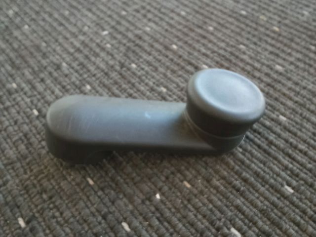 bontott OPEL ASTRA J Hátsó Ablaktekerő Kar