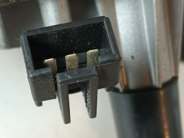 bontott OPEL ASTRA J Hátsó Ablaktörlő Motor