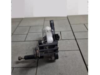 bontott OPEL ASTRA J Hátsó Ablaktörlő Motor