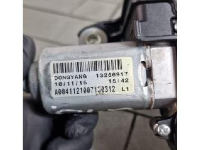 bontott OPEL ASTRA J Hátsó Ablaktörlő Motor