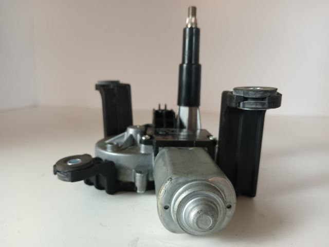 bontott OPEL ASTRA J Hátsó Ablaktörlő Motor