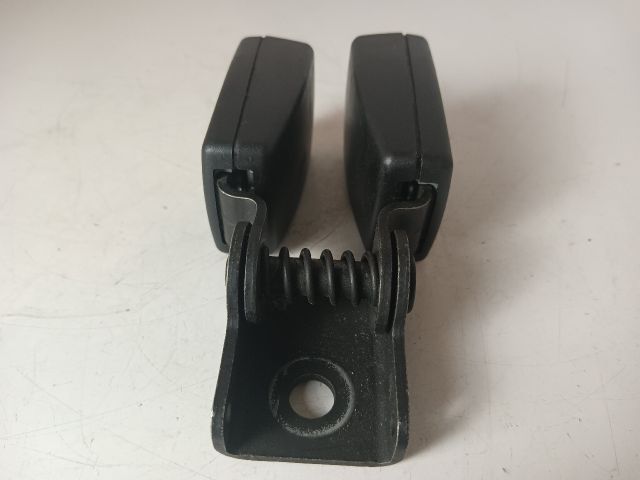 bontott OPEL ASTRA J Hátsó középső Biztonsági Öv Csat