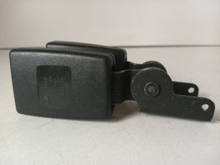 bontott OPEL ASTRA J Hátsó középső Biztonsági Öv Csat