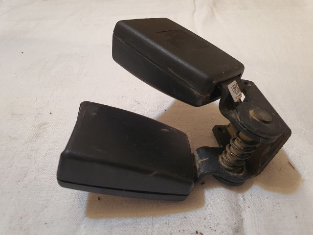 bontott OPEL ASTRA J Hátsó középső Biztonsági Öv