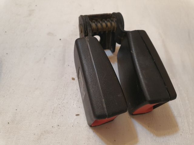 bontott OPEL ASTRA J Hátsó középső Biztonsági Öv