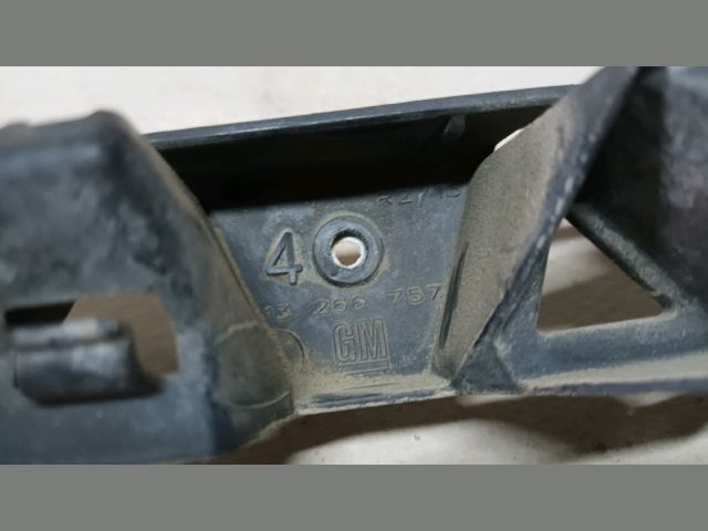 bontott OPEL ASTRA J Hátsó középső Lökhárító Tartó (Műanyag)