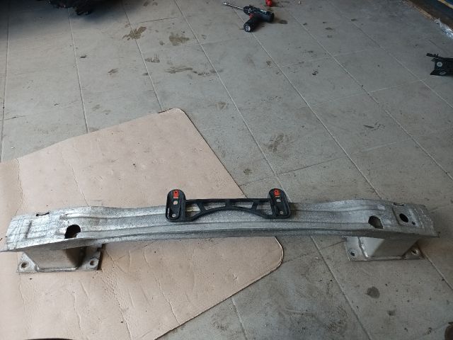 bontott OPEL ASTRA J Hátsó Lökhárító Merevítő (Fém)