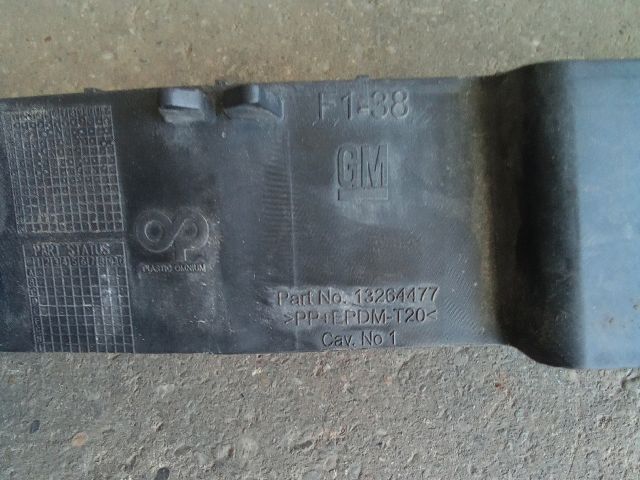 bontott OPEL ASTRA J Homlokfal Burkolat