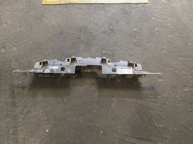 bontott OPEL ASTRA J Homlokfal Burkolat