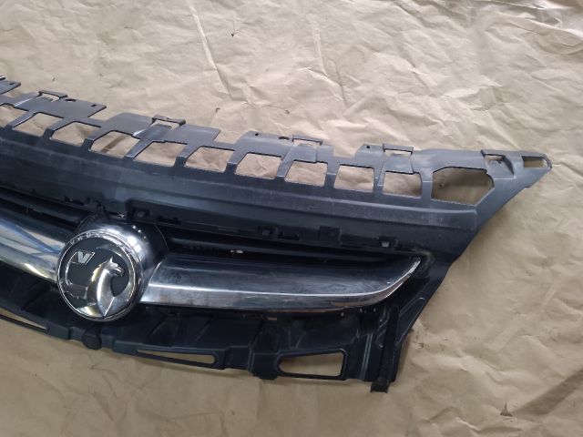 bontott OPEL ASTRA J Hűtőrács