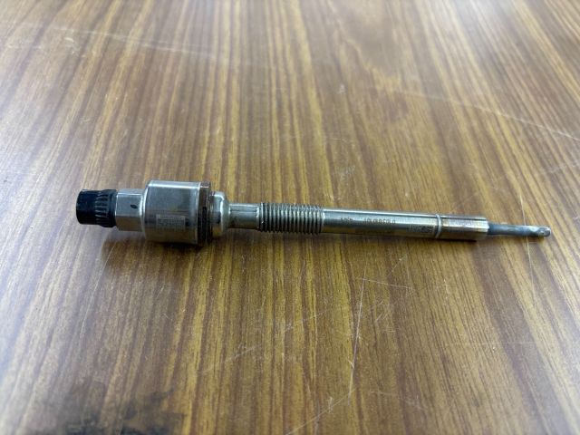 bontott OPEL ASTRA J Izzító/Gyújtó Gyertya