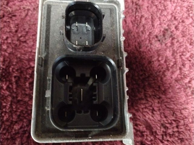 bontott OPEL ASTRA J Izzító Relé