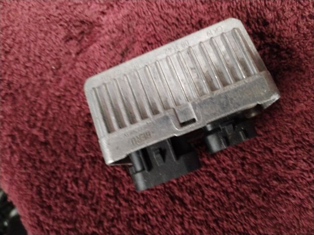 bontott OPEL ASTRA J Izzító Relé