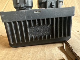 bontott OPEL ASTRA J Izzító Relé