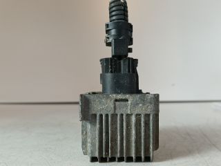 bontott OPEL ASTRA J Izzító Relé