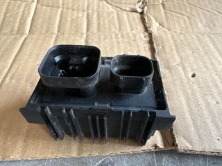 bontott OPEL ASTRA J Izzító Relé