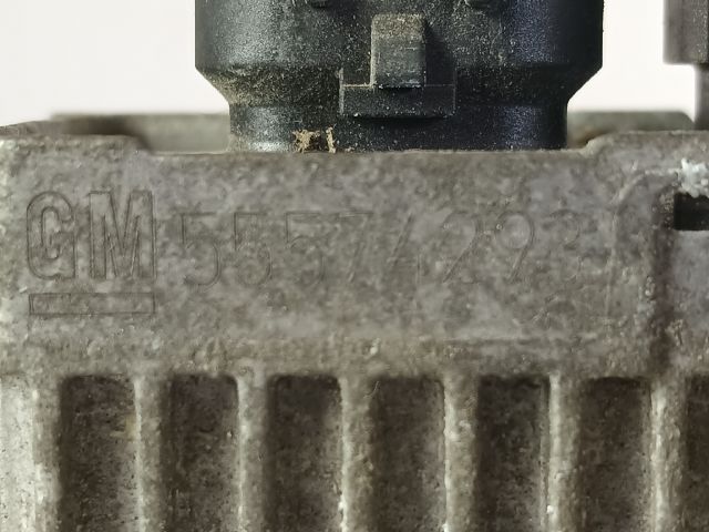 bontott OPEL ASTRA J Izzító Relé