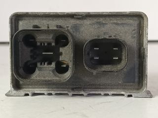 bontott OPEL ASTRA J Izzító Relé