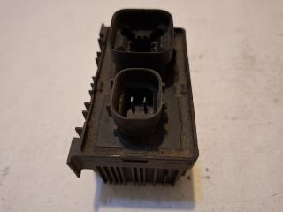 bontott OPEL ASTRA J Izzító Relé