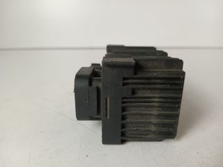 bontott OPEL ASTRA J Izzító Relé