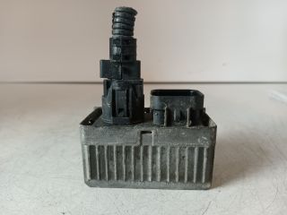 bontott OPEL ASTRA J Izzító Relé