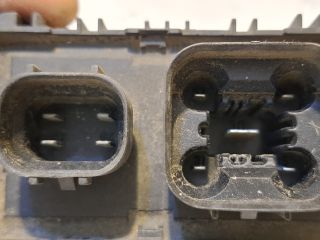 bontott OPEL ASTRA J Izzító Relé