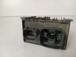 bontott OPEL ASTRA J Izzító Relé