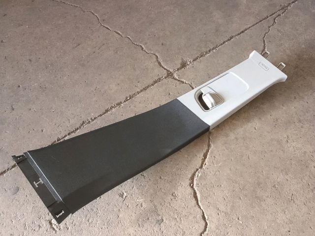 bontott OPEL ASTRA J Jobb B Oszlop Burkolat