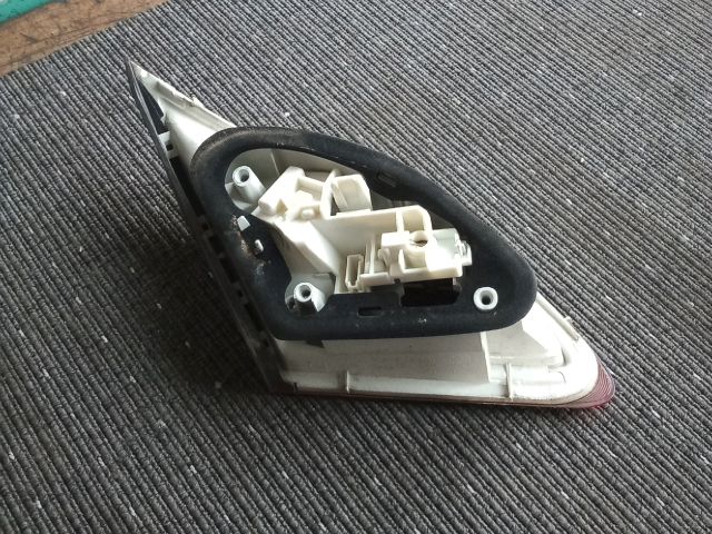 bontott OPEL ASTRA J Jobb Belső Hátsó Lámpa