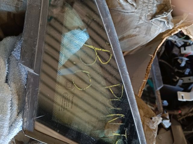 bontott OPEL ASTRA J Jobb C Oszlop Oldalablak Üveg