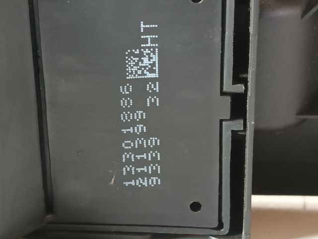 bontott OPEL ASTRA J Jobb első Ablakemelő Kapcsoló