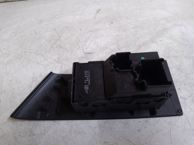 bontott OPEL ASTRA J Jobb első Ablakemelő Kapcsoló