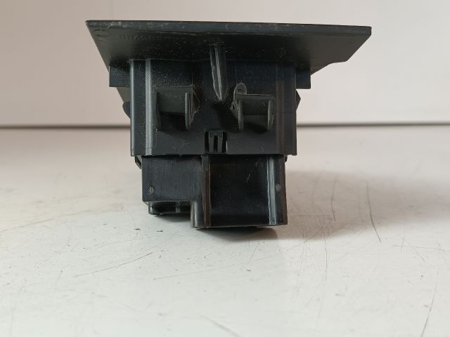 bontott OPEL ASTRA J Jobb első Ablakemelő Kapcsoló