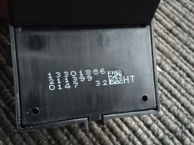 bontott OPEL ASTRA J Jobb első Ablakemelő Kapcsoló