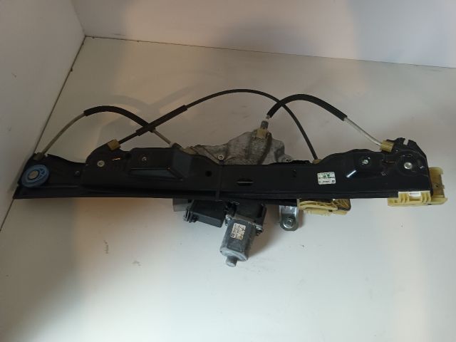 bontott OPEL ASTRA J Jobb első Ablakemelő Szerkezet (Elektromos)