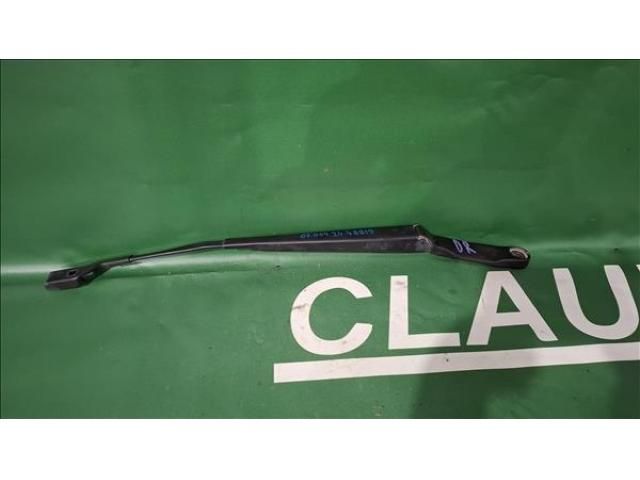 bontott OPEL ASTRA J Jobb első Ablaktörlő Kar