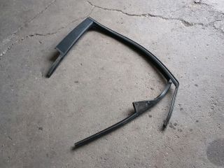 bontott OPEL ASTRA J Jobb első Ablakvezető Gumi