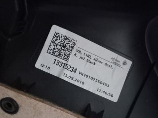 bontott OPEL ASTRA J Jobb első Ajtó Kárpit