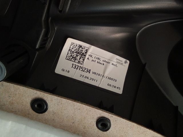 bontott OPEL ASTRA J Jobb első Ajtó Kárpit